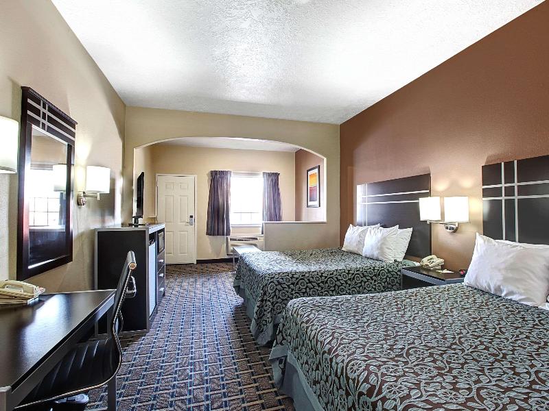 Days Inn & Suites by Wyndham Houston North/FM 1960 image
