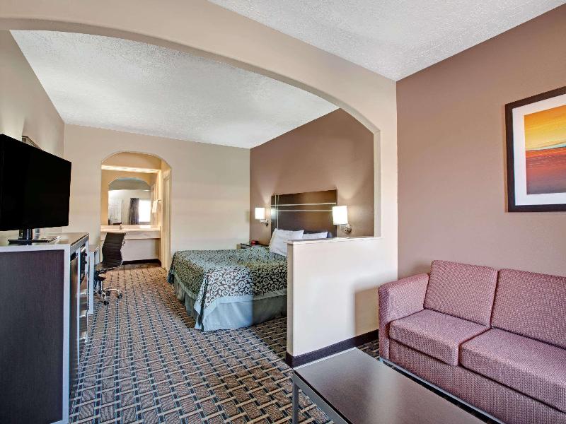 Days Inn & Suites by Wyndham Houston North/FM 1960 image