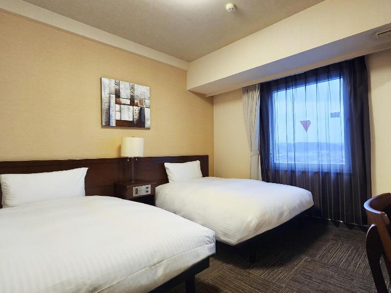 Hotel Route Inn Nagahama Inter image
