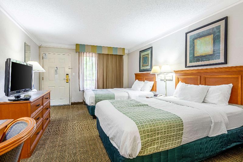 Rodeway Inn image