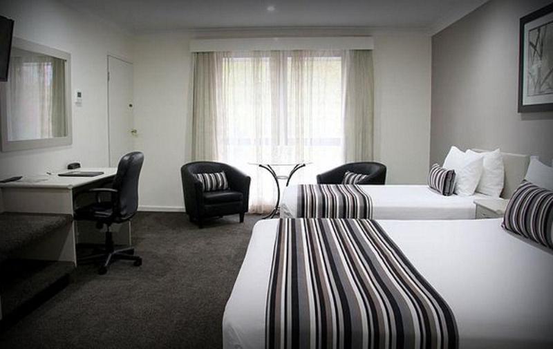 Central Caleula Motor Lodge image
