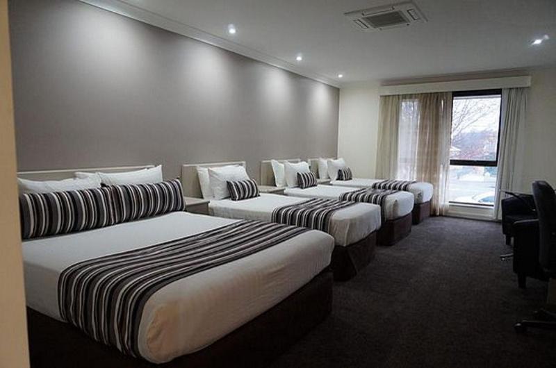 Central Caleula Motor Lodge image