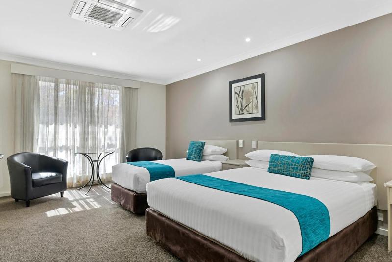 Central Caleula Motor Lodge image