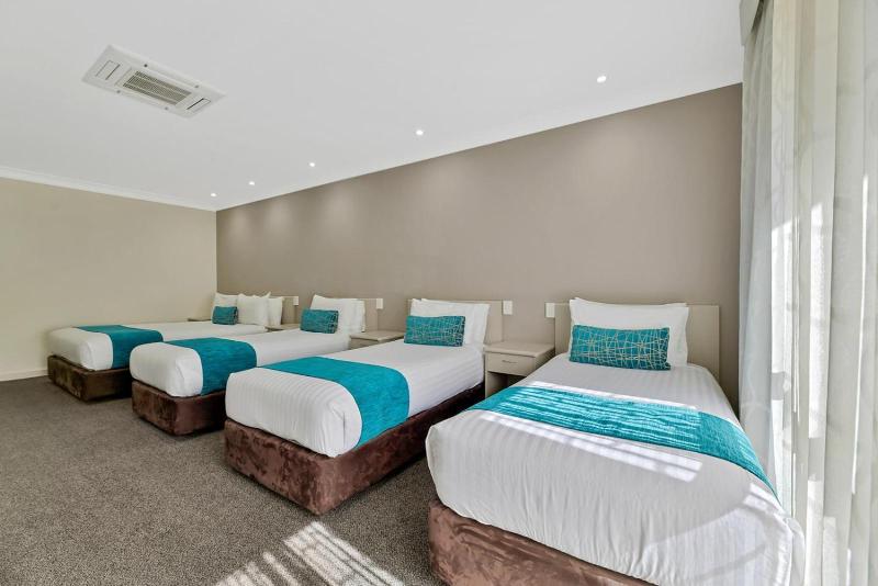 Central Caleula Motor Lodge image