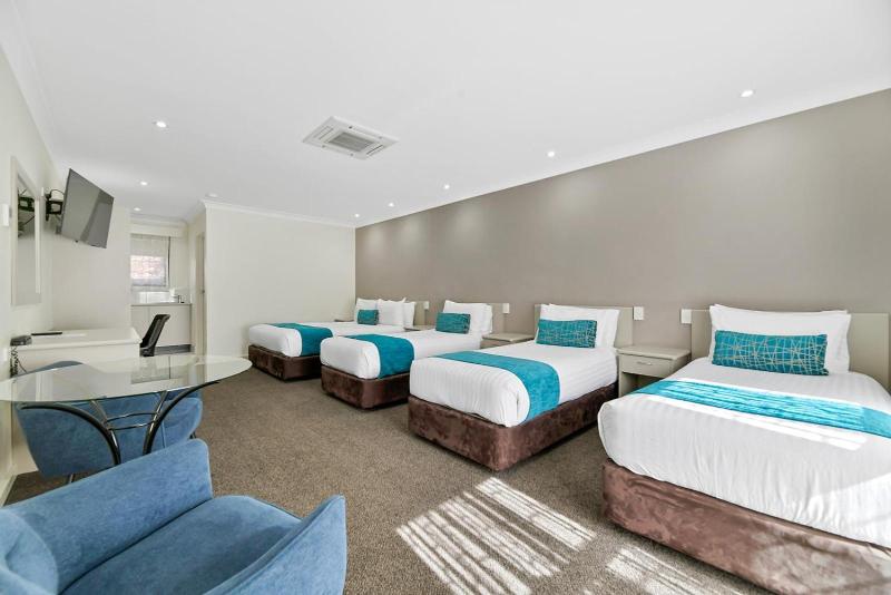 Central Caleula Motor Lodge image