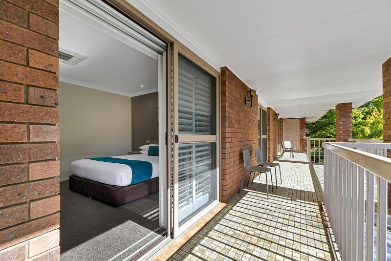Central Caleula Motor Lodge image