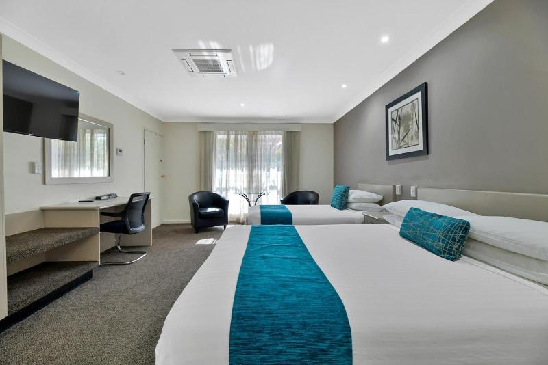 Central Caleula Motor Lodge image