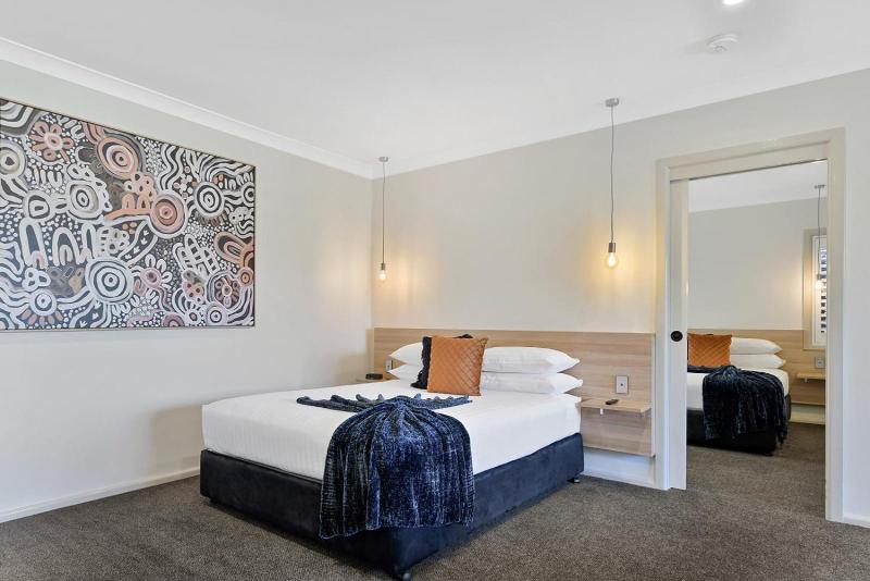 Central Caleula Motor Lodge image