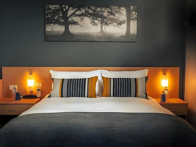The Oriana Orange - Retro Hotel & Resort image