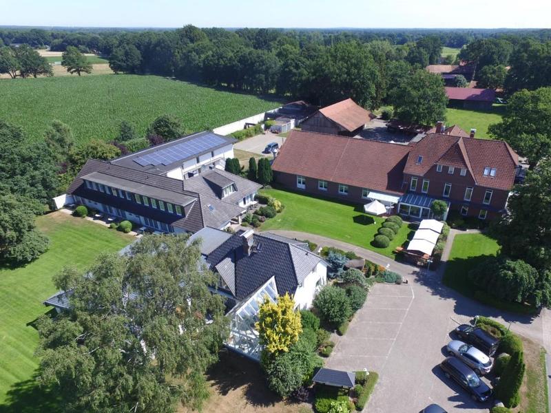 Röhrs image