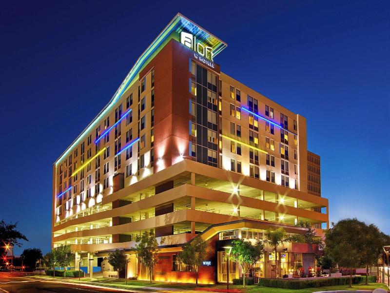 Aloft Houston by the Galleria image