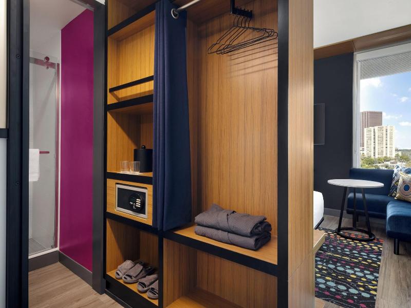 Aloft Houston by the Galleria image