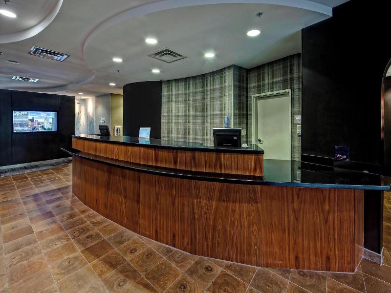 Courtyard by Marriott Memphis Southaven