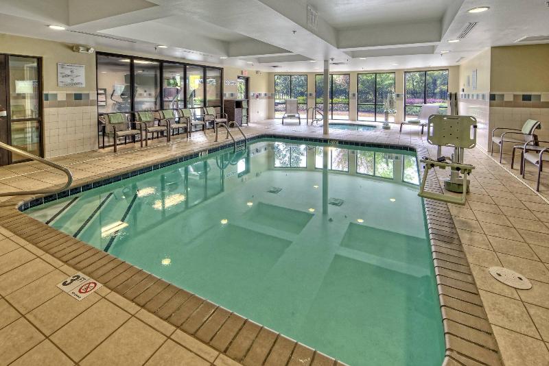 Courtyard By Marriott Memphis Southaven image