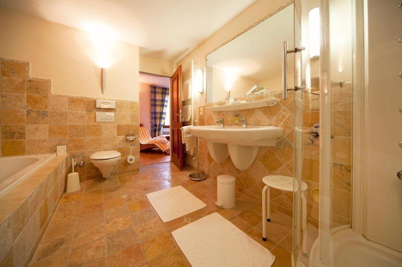 Romantik Alte Vogtei image