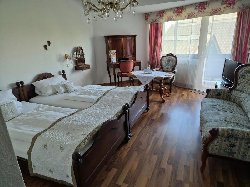 Romantik Alte Vogtei image
