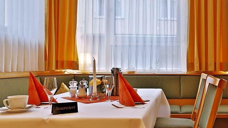 Business Hotel Biberach image