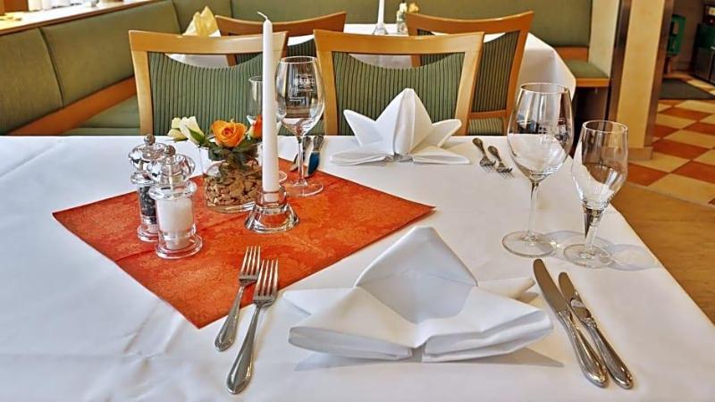 Business Hotel Biberach image
