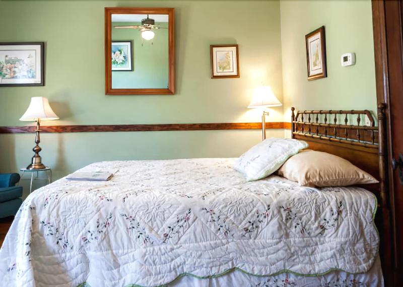 The Stonewall Jackson Inn 4