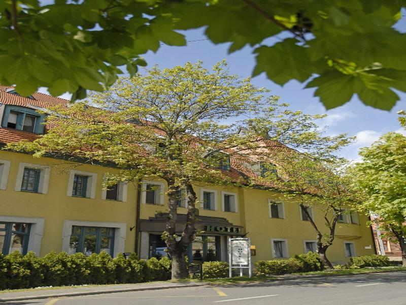 Hotel Helikon