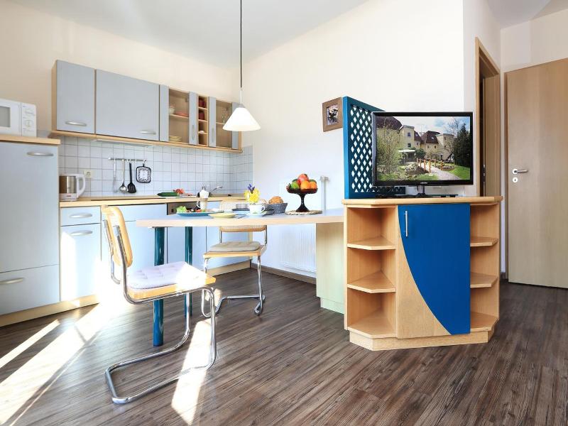 Parkhotel Flora image