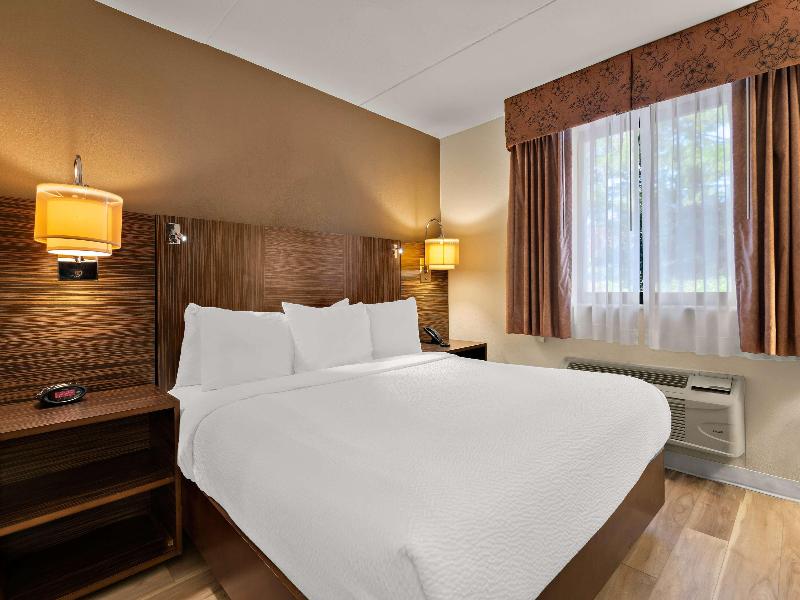 Ramada by Wyndham Harrisburg/Hershey Area image