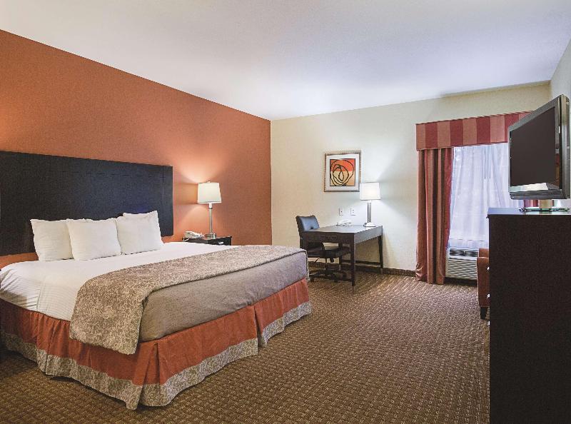 La Quinta Inn & Suites Houston Normandy