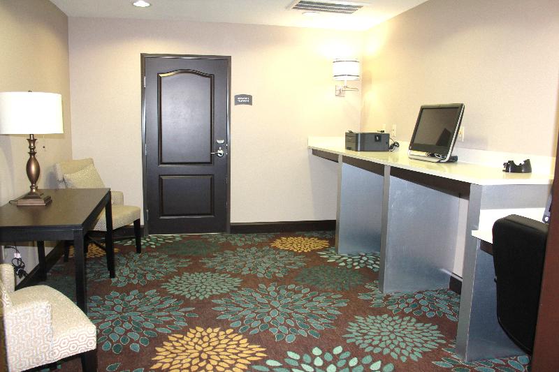 Staybridge Suites Houston IAH - Beltway 8 image