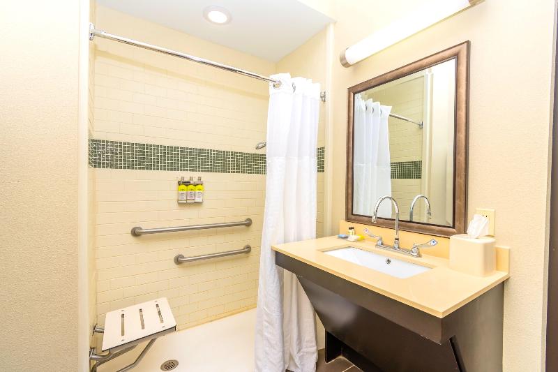 Staybridge Suites Houston IAH - Beltway 8 image