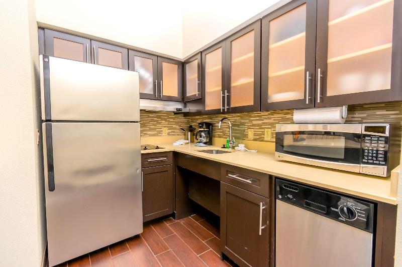 Staybridge Suites Houston IAH - Beltway 8 image