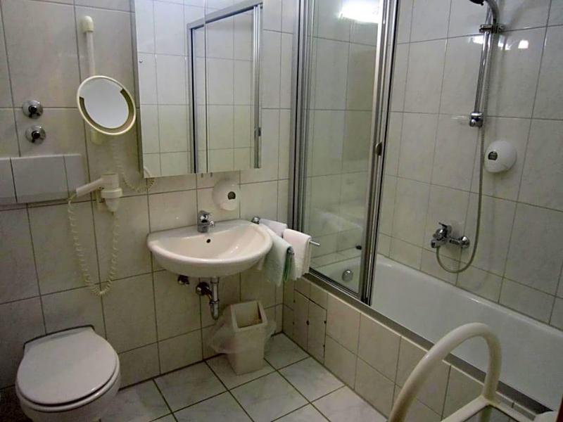Hahnenkleer Hof image
