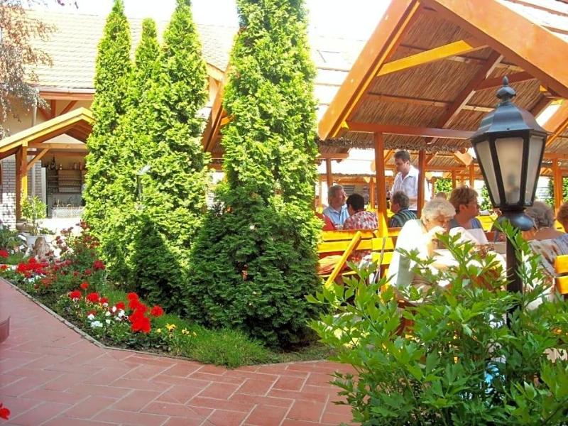 Fodor Hotel és Halászcsárda image