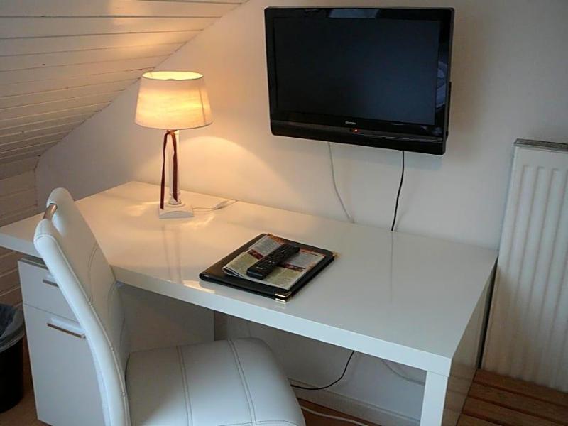 Haus Drei Tannen image