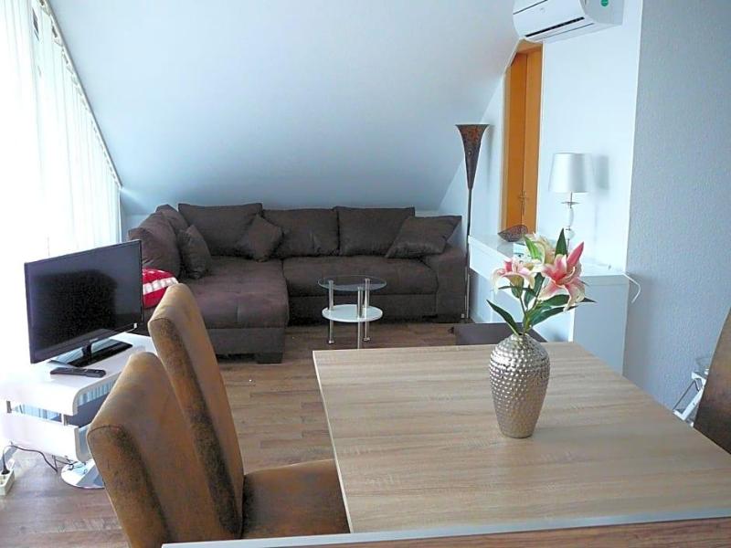 Haus Drei Tannen image
