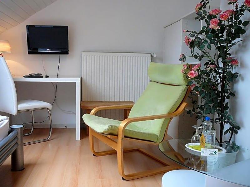 Haus Drei Tannen image