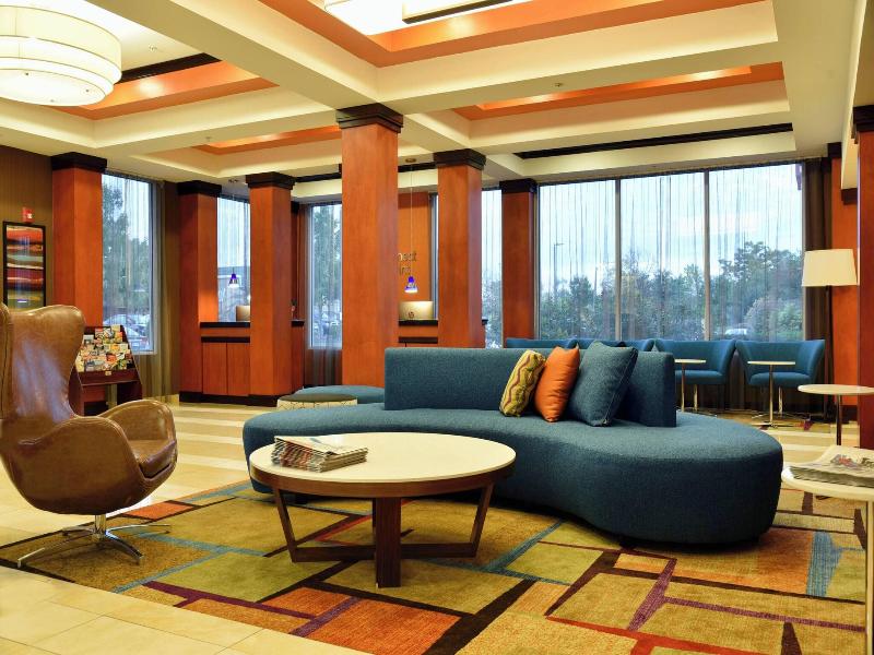 Fairfield Inn & Suites Hartford Airport image