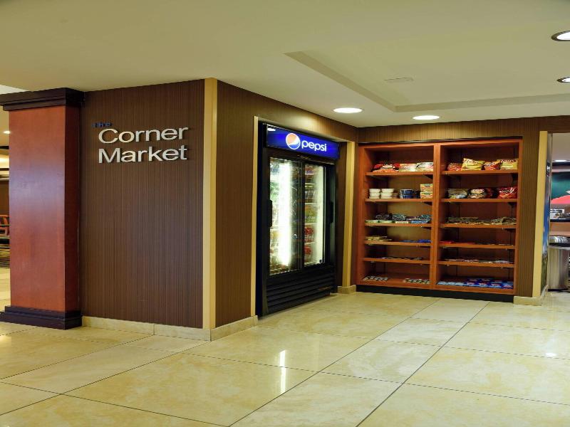 Fairfield Inn & Suites Hartford Airport image