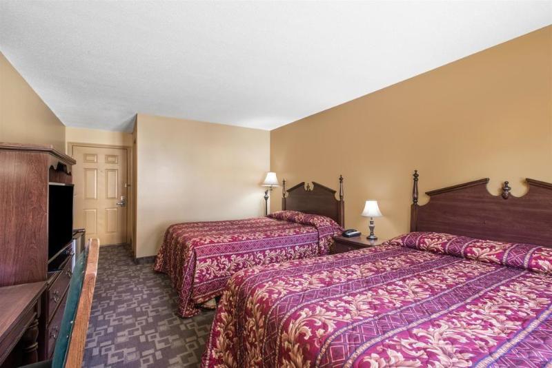 Knights Inn Hadley image