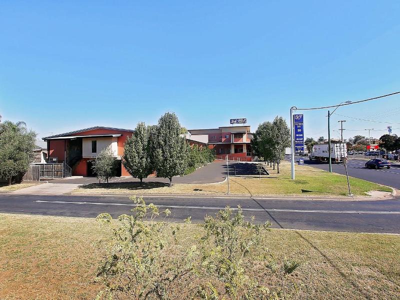 Forbes Victoria Inn image