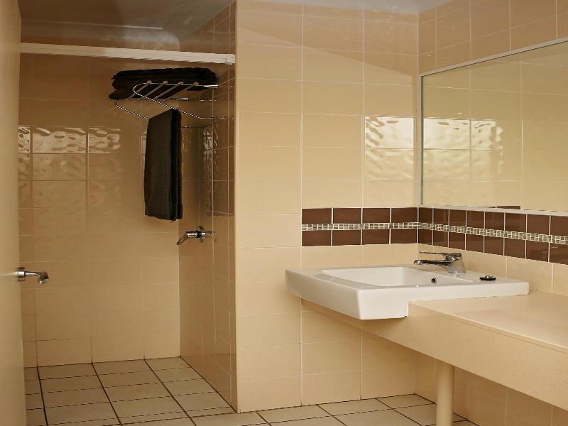 Forbes Victoria Inn image