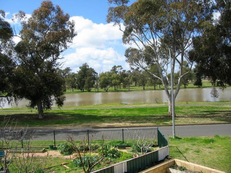 Forbes Victoria Inn image