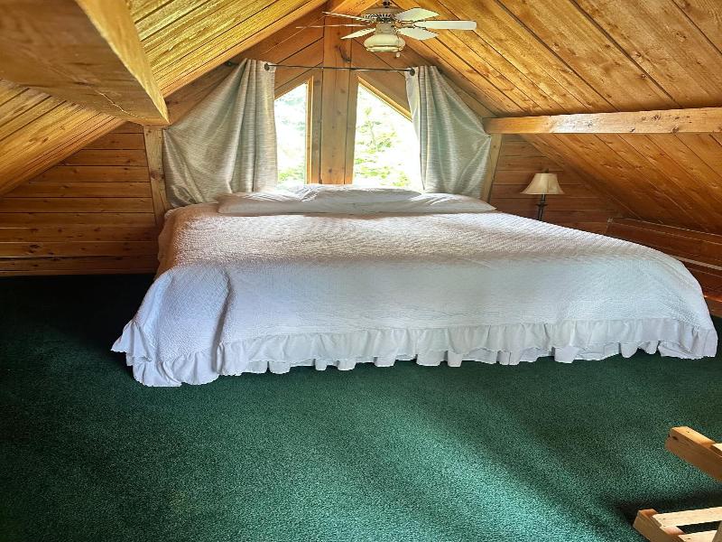 Floatplane Lodge