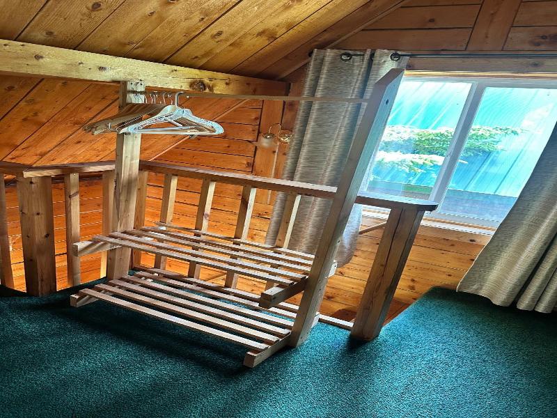 Floatplane Lodge