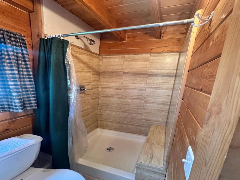 Floatplane Lodge