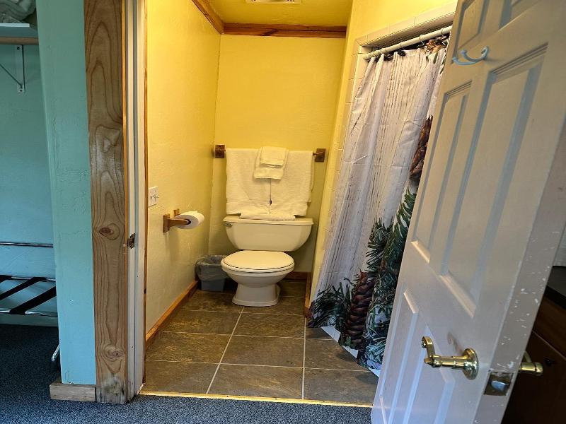 Floatplane Lodge