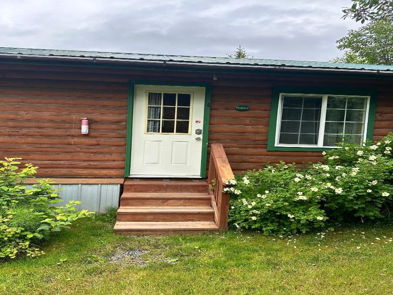 Floatplane Lodge