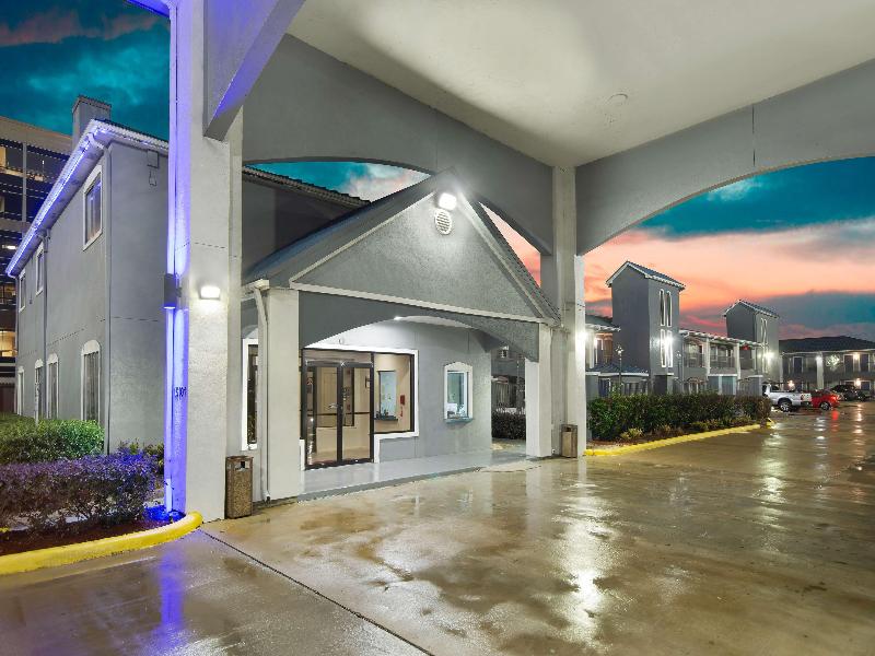 Super 8 Motel - Houston/Astrodome/World Area image