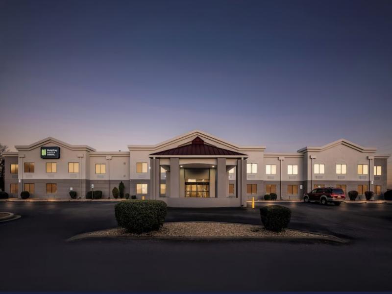 MainStay Suites Decatur River City image