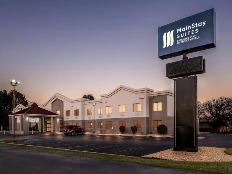 MainStay Suites Decatur River City image