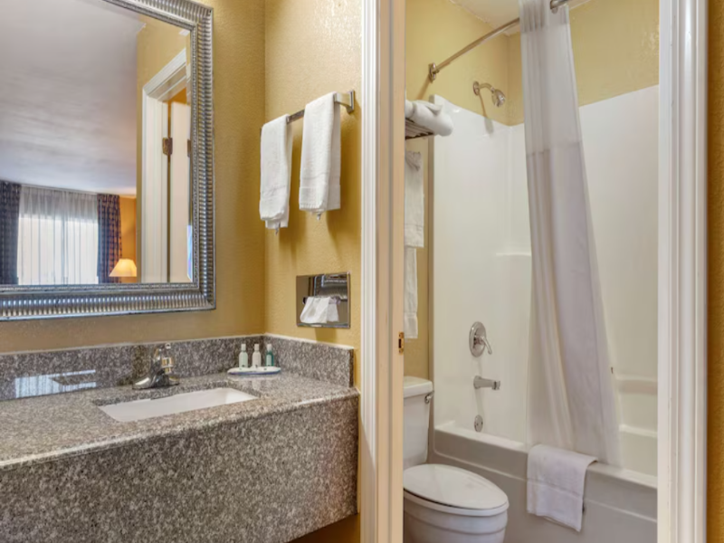 Quality Inn Russellville image